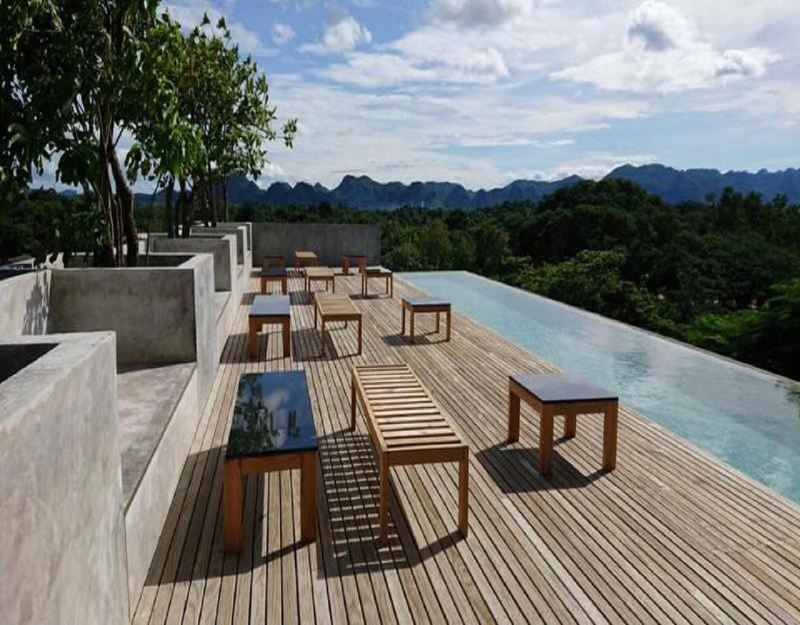 Inchantreedoopool Hotel Kanchanaburi Exterior foto